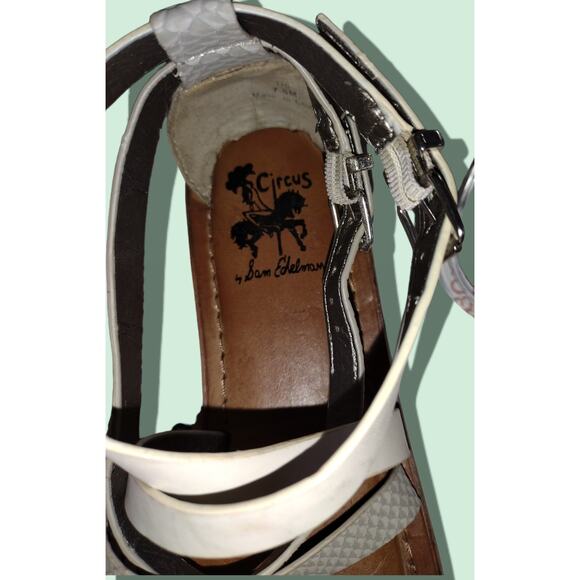 Circus by Sam Edelman Gray and White strappy Gladiator style sandals size 7.5 - Picture 5 of 6